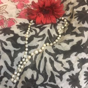 ✨ AUTHENTIC ✨ Small Pearl Strand